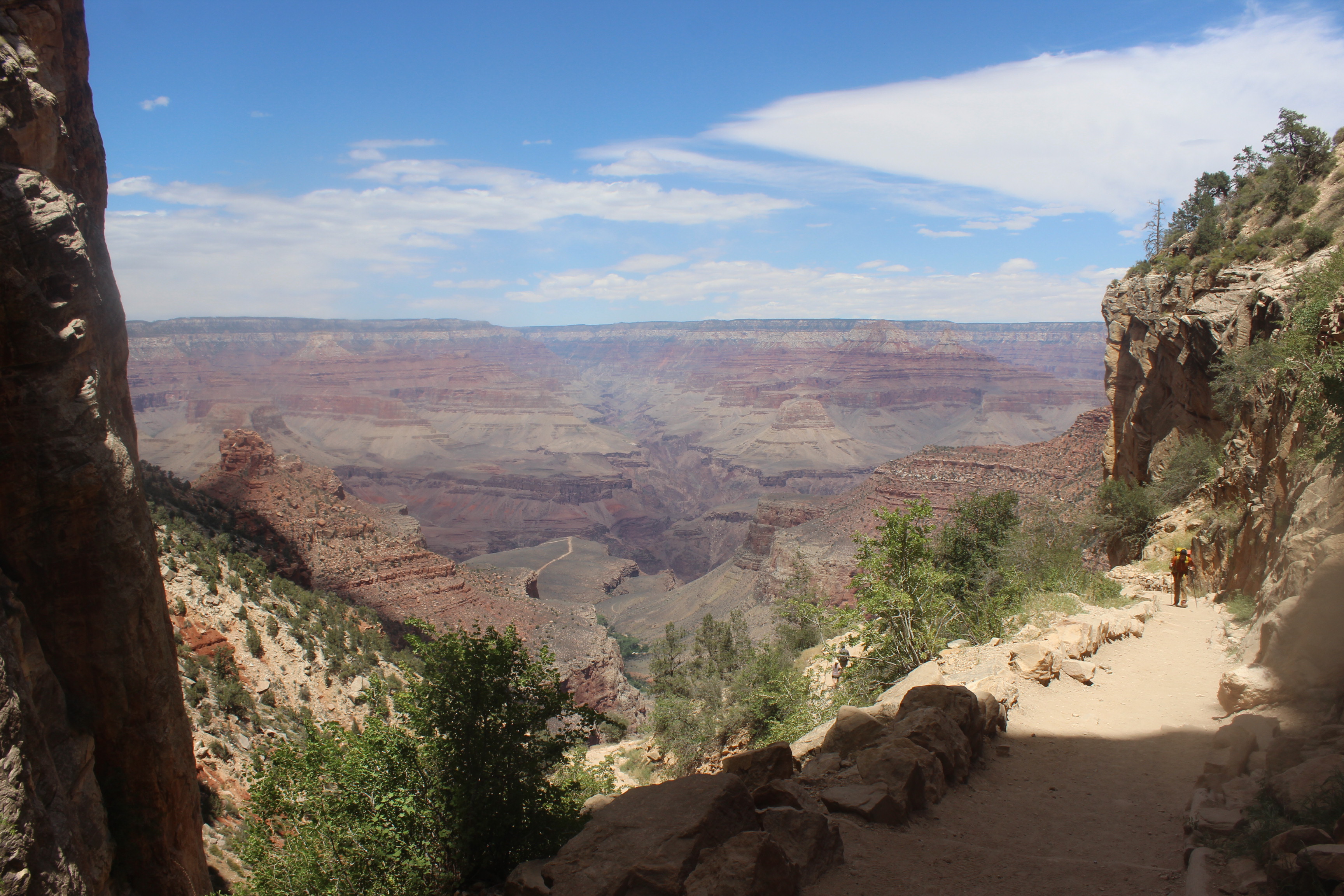 The classic Grand Canyon view comes into focus.